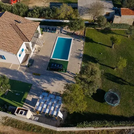 Tara Zadarvillas Villa Tinj