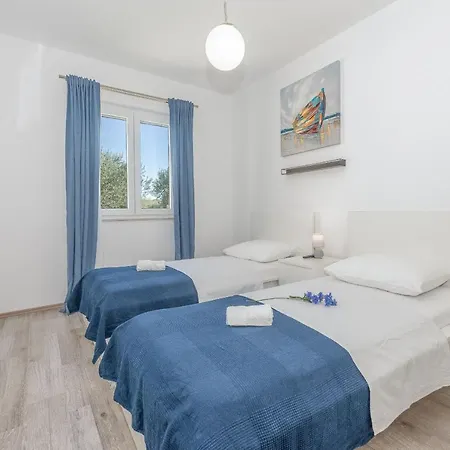 Villa Tara Zadarvillas Tinj
