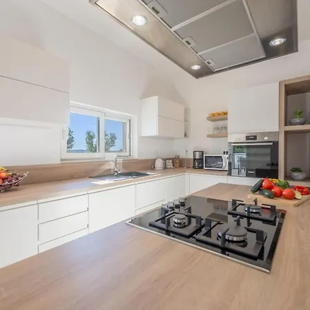 Tara Zadarvillas Villa *