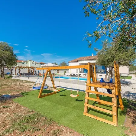 Tara Zadarvillas Villa *